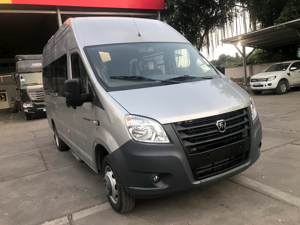 Thuê xe 19 chỗ giá rẻ tại Thuexehuydat.com – Giải pháp vận chuyển tiện nghi, an toàn